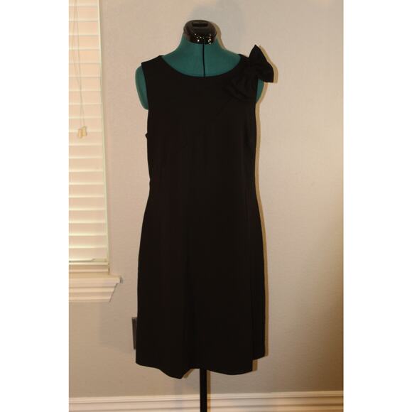 Betsey Johnson Black Scuba Crepe Midi Dress with Shoulder Bow Size 14 - Picture 2 of 5